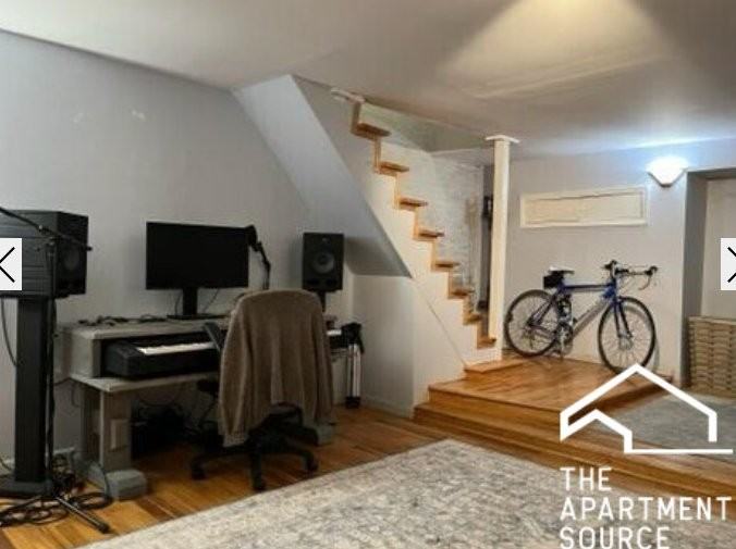 1384 N Dean St #3 - Photo 3 of 17