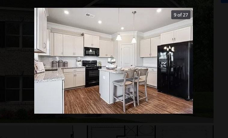 313 Winston Way - Photo 2 of 15