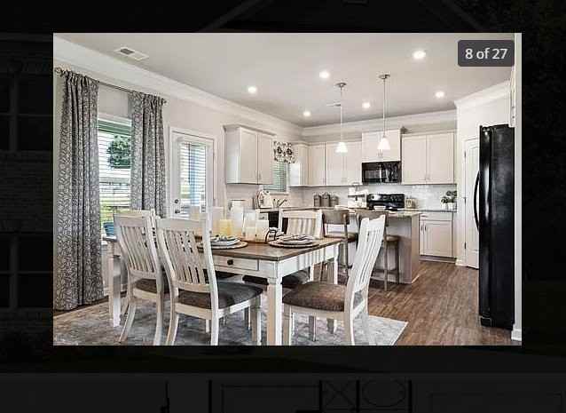 313 Winston Way - Photo 3 of 15