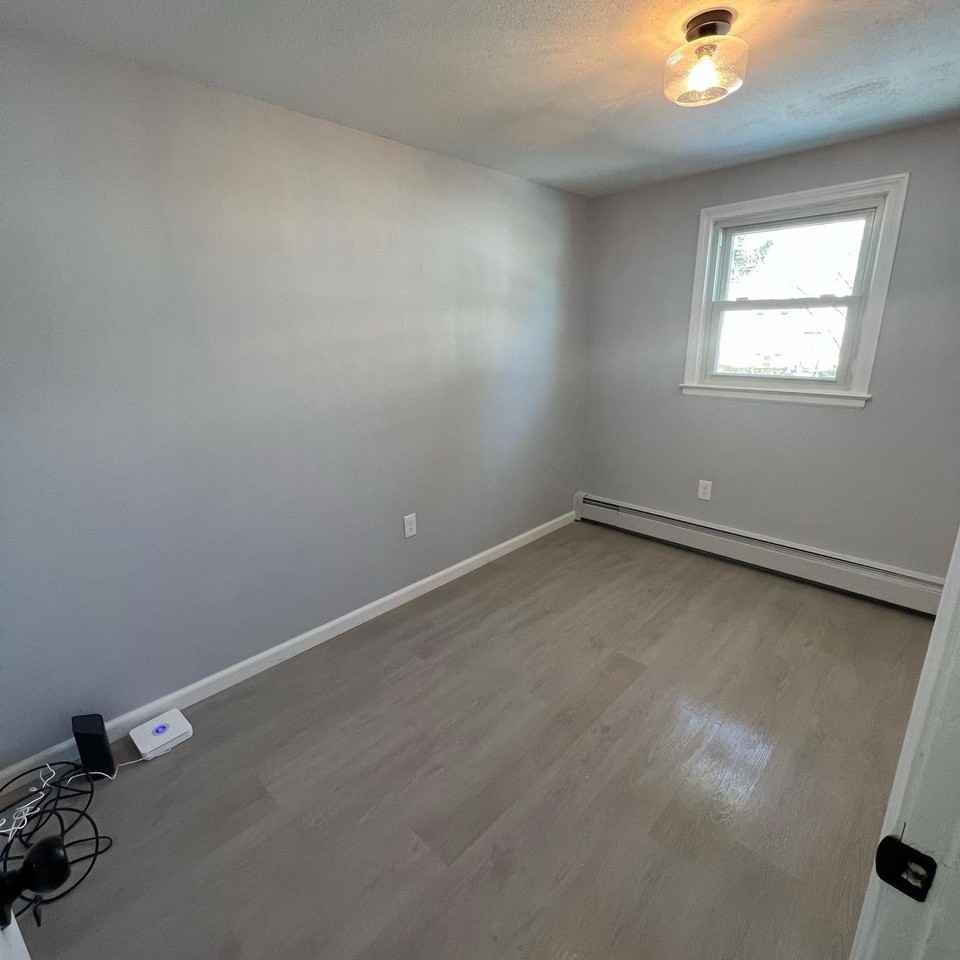 31 Forest Ln - Photo 2 of 10