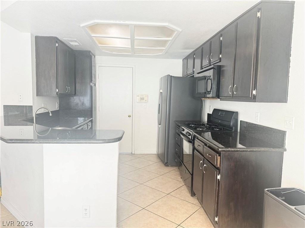 135 Primero Way - Photo 7 of 15