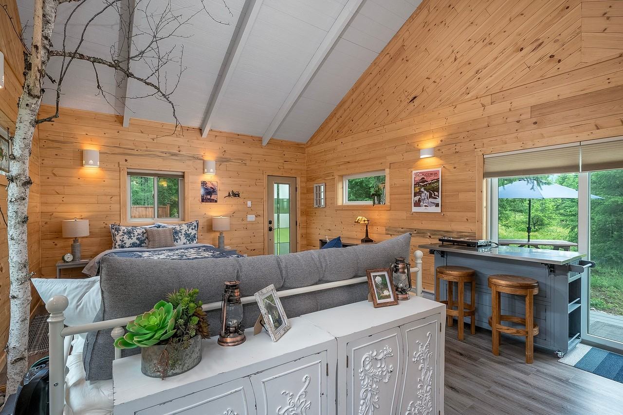 140 River Bend Ct - Photo 4 of 15