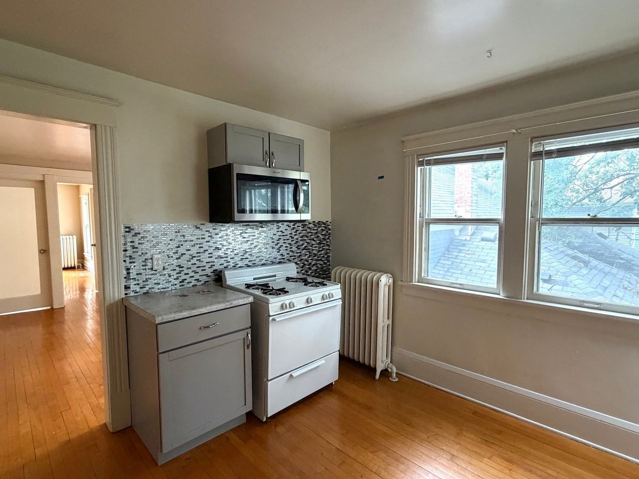 2531 Polk St Ne #2 - Photo 2 of 24