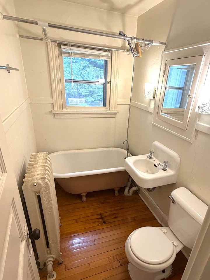 2531 Polk St Ne #2 - Photo 5 of 24