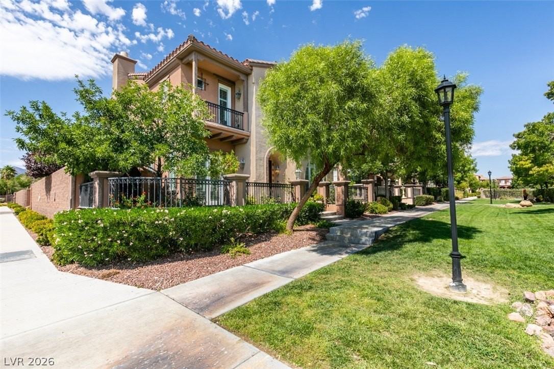11370 Merado Peak Dr - Photo 2 of 50