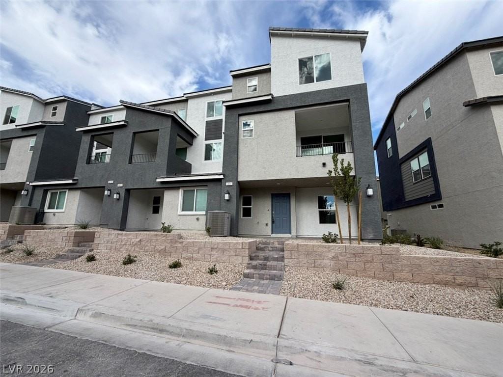 5824 Wisteria Walk St - Photo 3 of 50