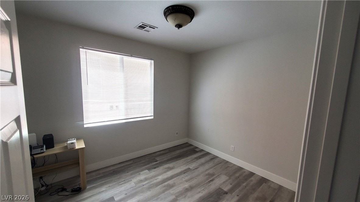 7903 Dell Ridge Ave - Photo 5 of 20