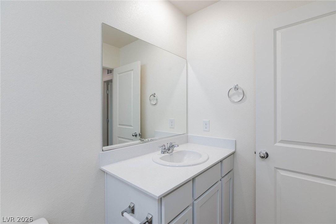 6061 Amaryllis Falls St - Photo 3 of 14
