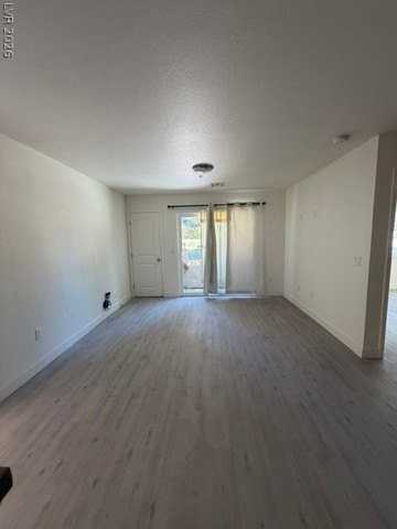2881 S Spy Glass Ave #4 - Photo 5 of 15