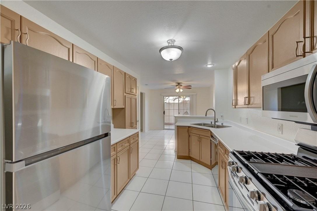 8039 Teresita Ave - Photo 6 of 50