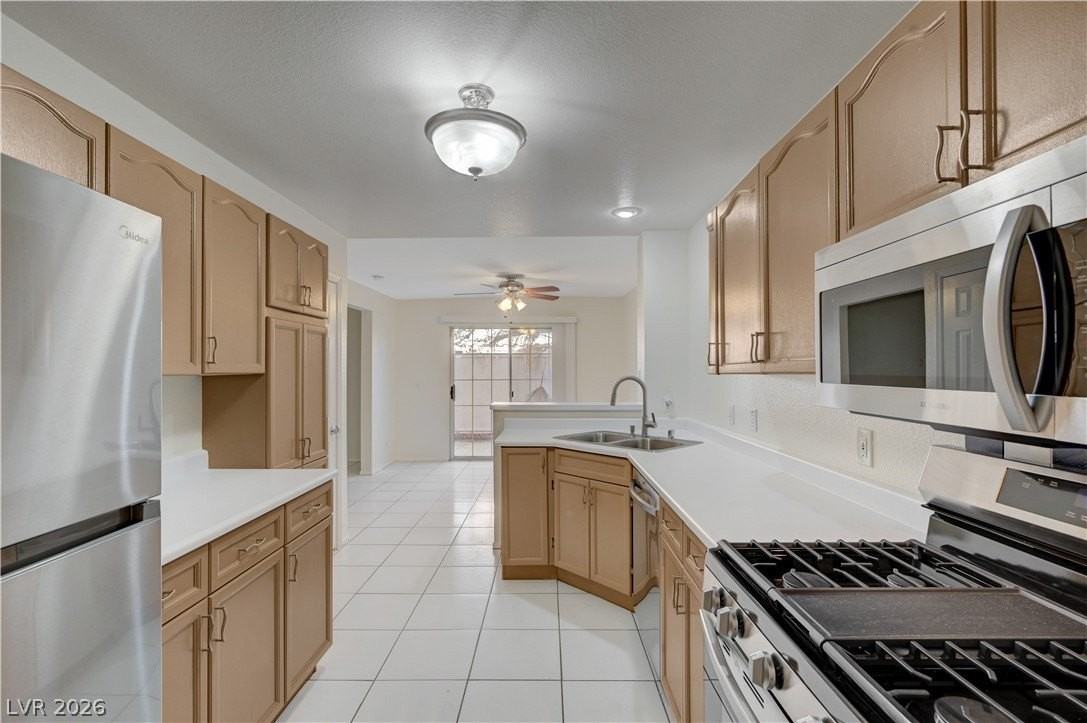 8039 Teresita Ave - Photo 7 of 50