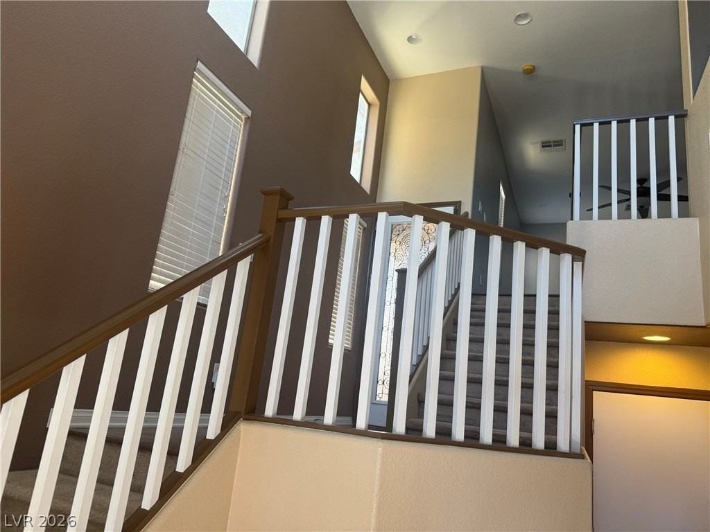 10815 Ackers Dr - Photo 5 of 10
