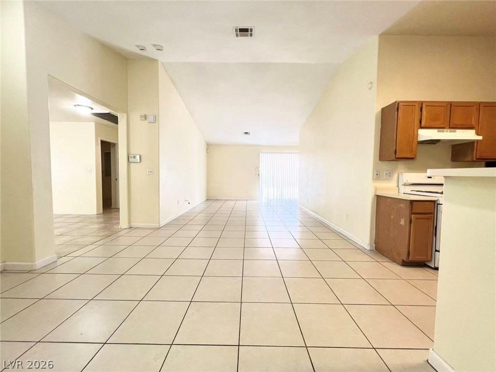 2137 Windhurst St - Photo 3 of 20