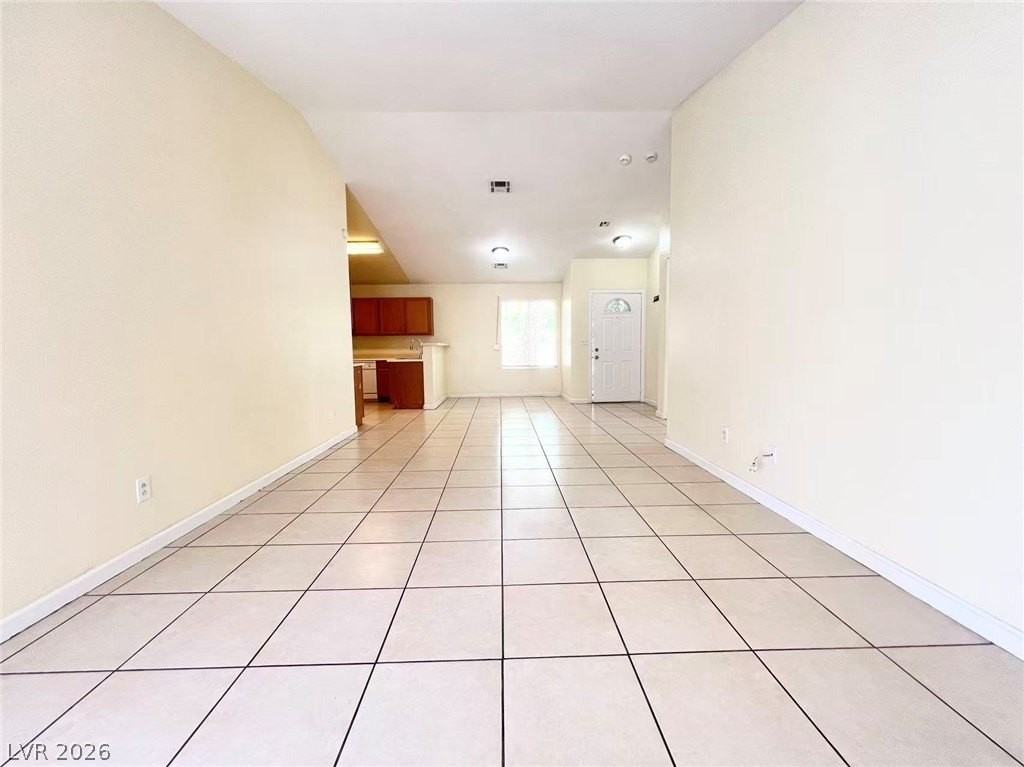 2137 Windhurst St - Photo 4 of 20