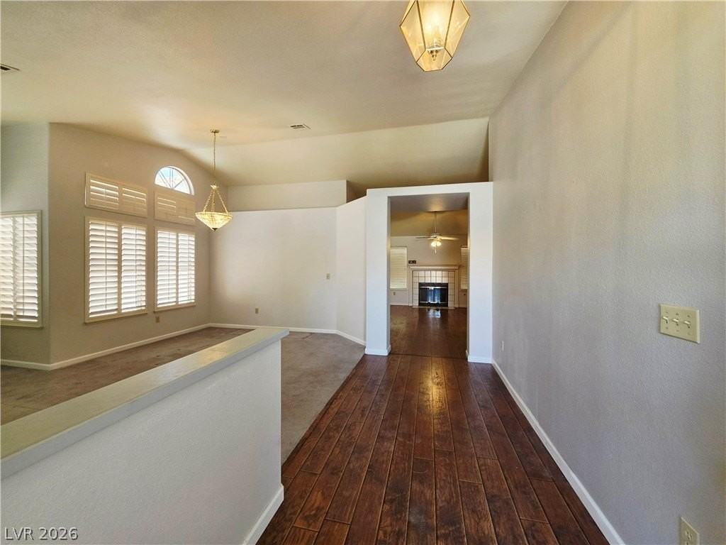 8213 Arch Bay Ln - Photo 3 of 30