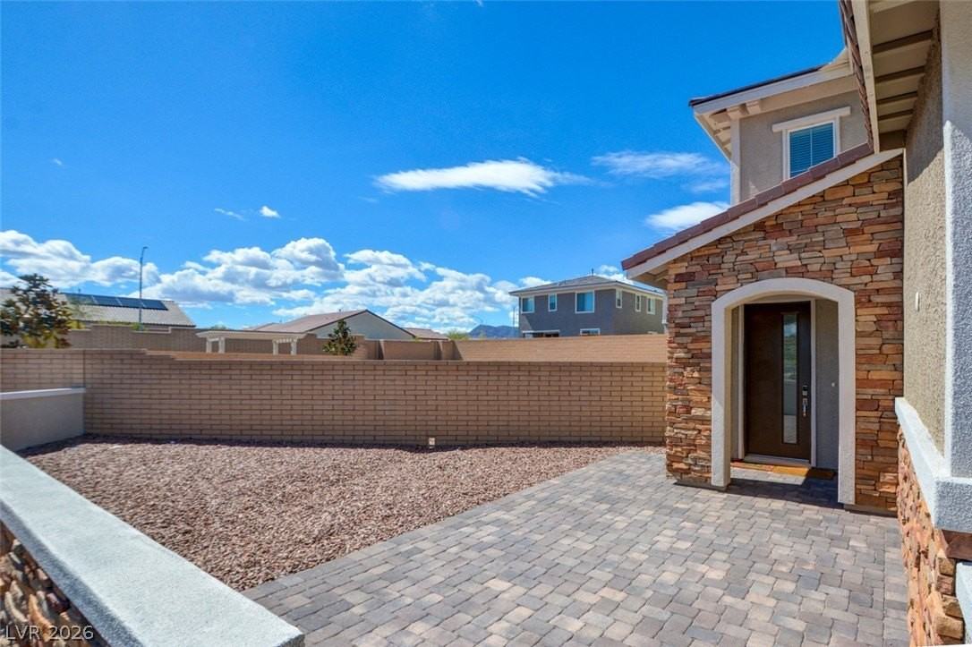 141 Neverland Ave - Photo 4 of 36