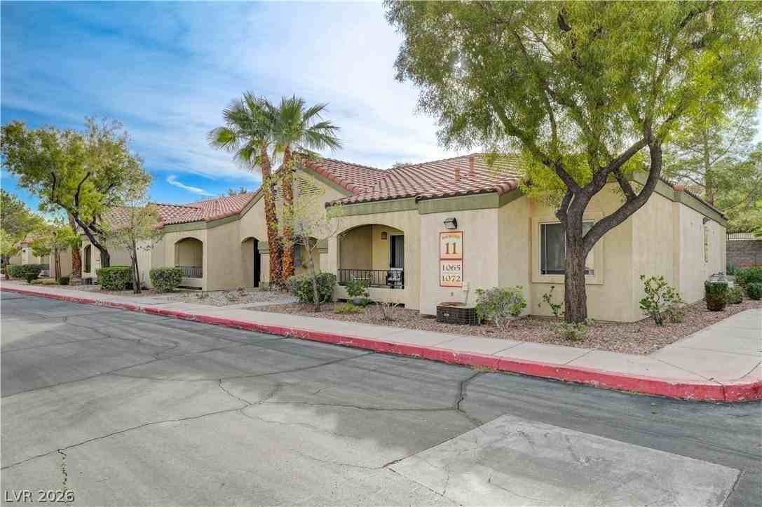 7885 W Flamingo Rd #1071 - Photo 2 of 28