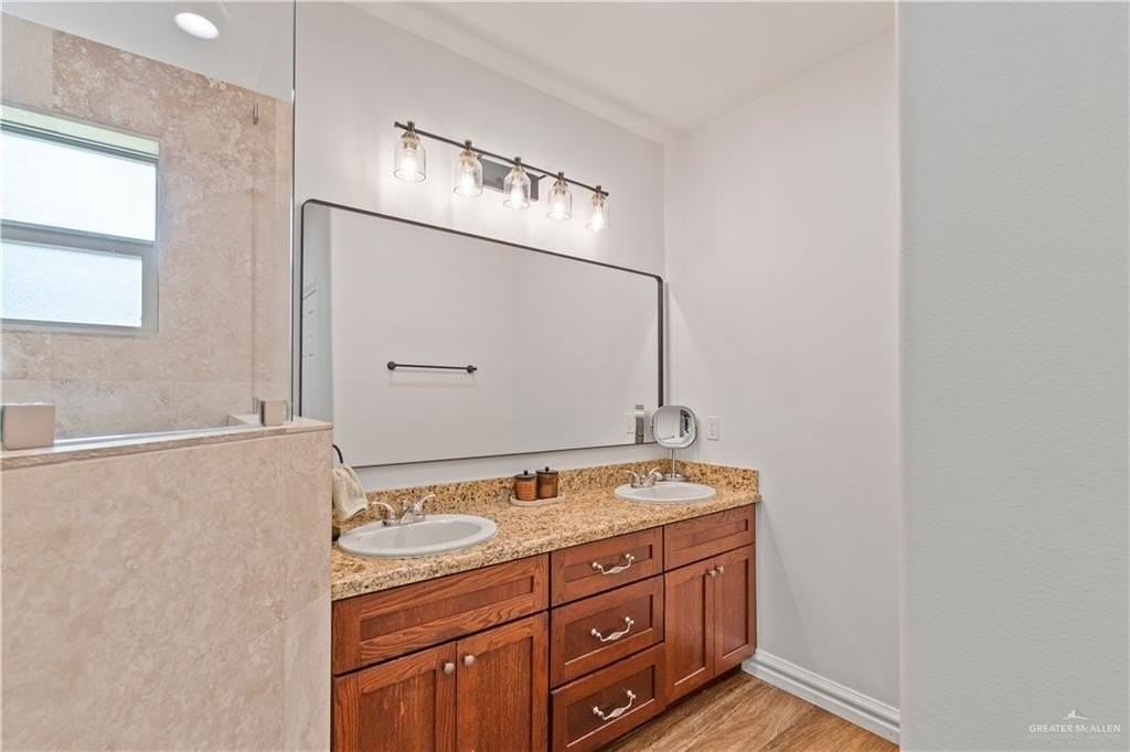 810 N 2 1/2 St - Photo 7 of 23