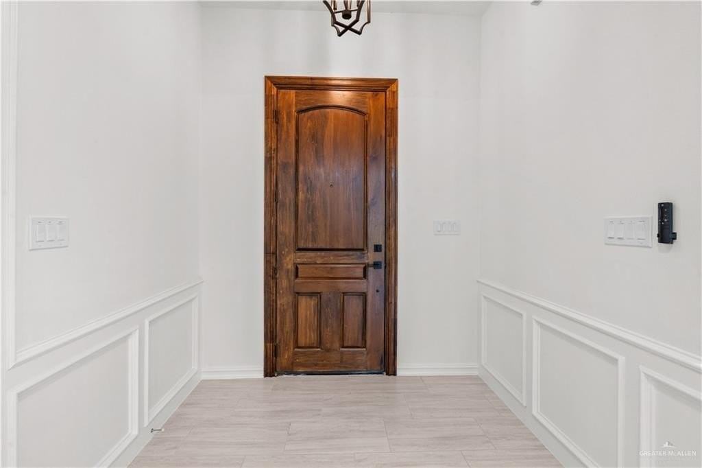1904 Baylor Ave - Photo 2 of 19