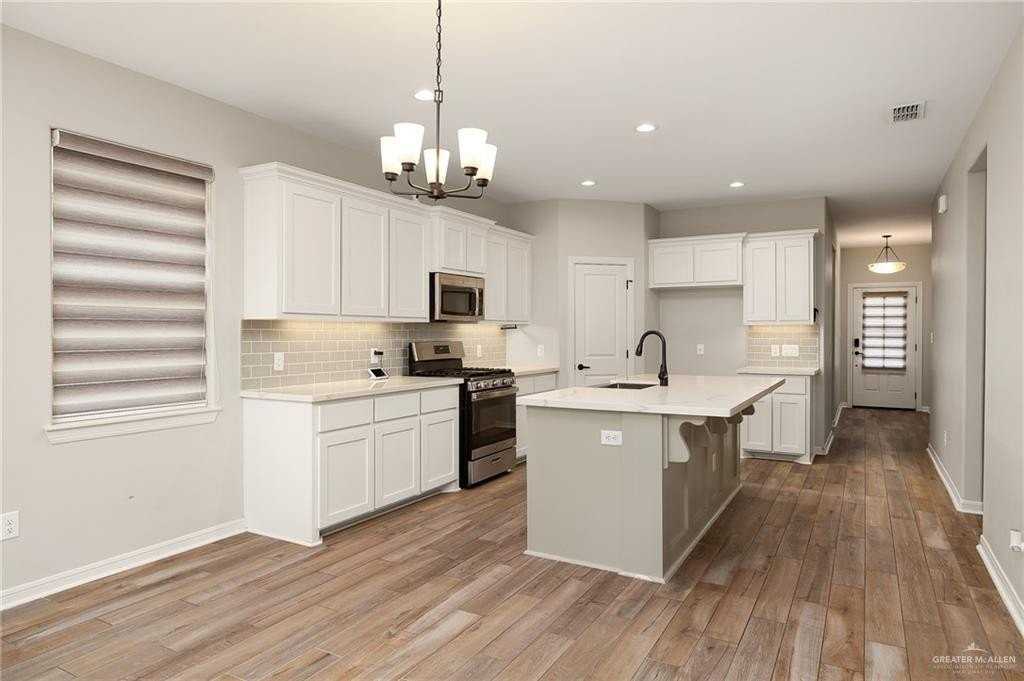 1403 E Sonador Dr S - Photo 5 of 14