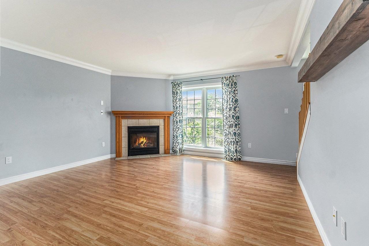 1017 Bluestem Ln - Photo 5 of 26