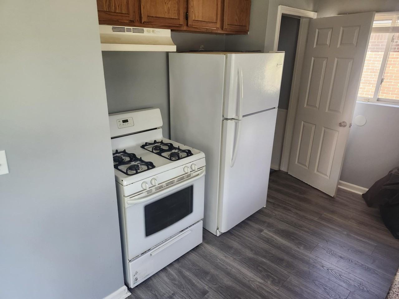29841 Oakwood St - Photo 3 of 9