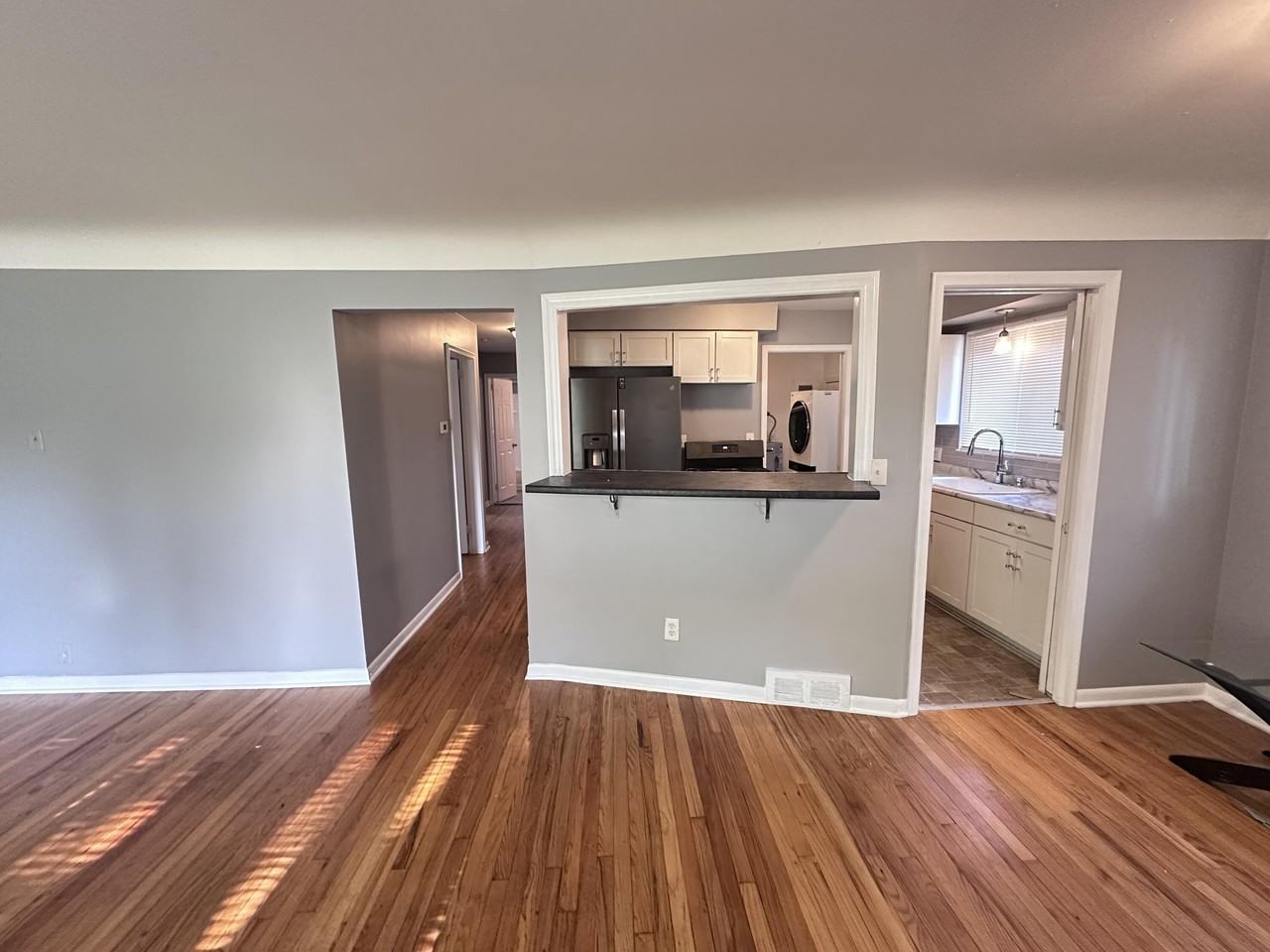 4697 Pelham St - Photo 3 of 17