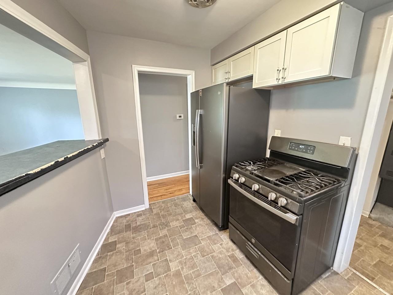 4697 Pelham St - Photo 6 of 17