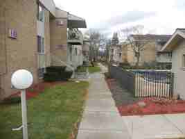 featured image of 2317 Packard St #B103