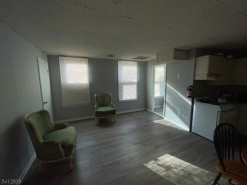 46 N Sussex St #A - Photo 2 of 8