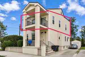 featured image of 288 N 6th St #2