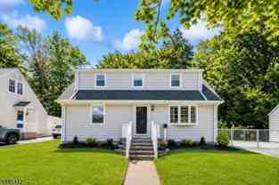 18 Farmingdale Ave - Photo 1 of 1