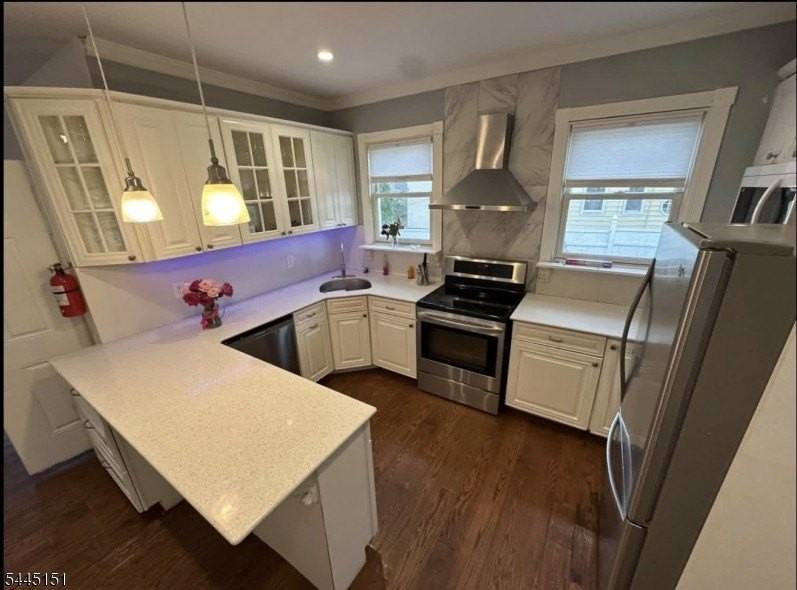 173 Corabelle Ave #1 - Photo 2 of 6