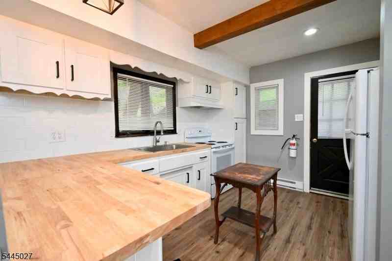 1 S Lakeside Ave #1B - Photo 6 of 13