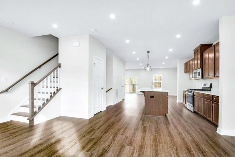 21 Peckwell St - Photo 5 of 14