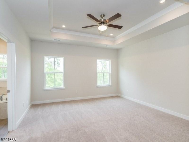 21 Peckwell St - Photo 7 of 14