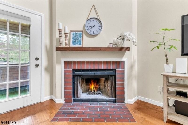 303 Tavistock - Photo 7 of 30