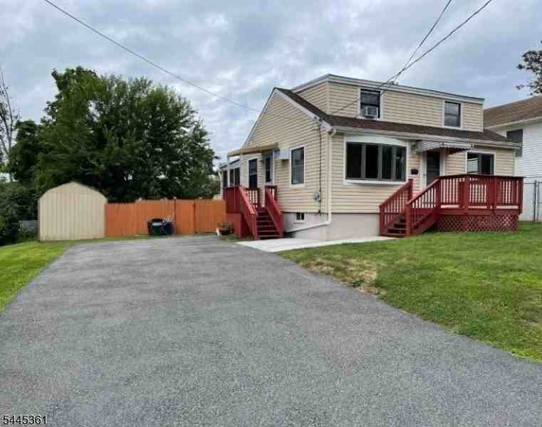 127 Lake Hiawatha Blvd - Photo 6 of 14