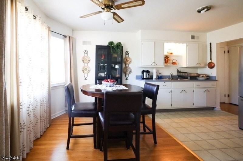 118 Diamond Bridge Ave #1 - Photo 5 of 24