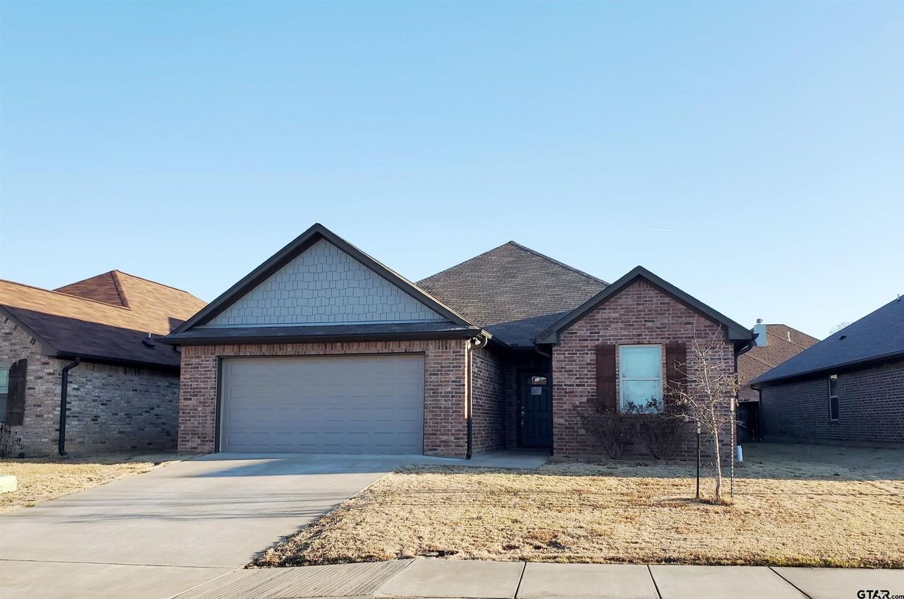 2528 Guinn Farms Rd - Photo 4 of 35