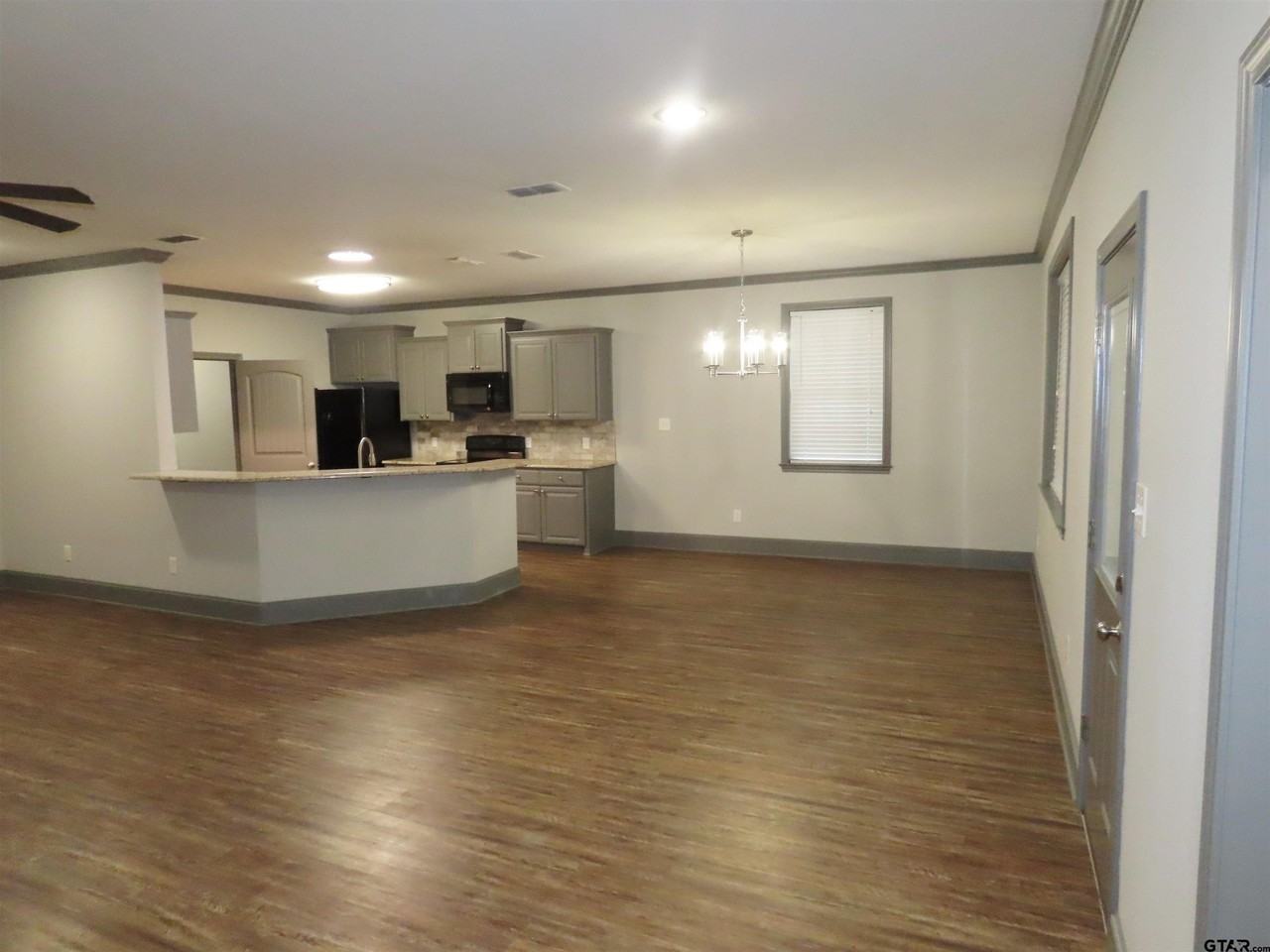 2528 Guinn Farms Rd - Photo 7 of 35