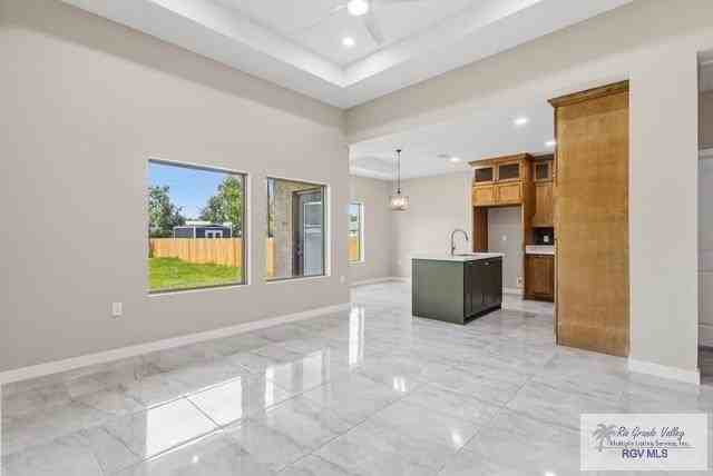 130 E Magnolia Ave - Photo 4 of 17