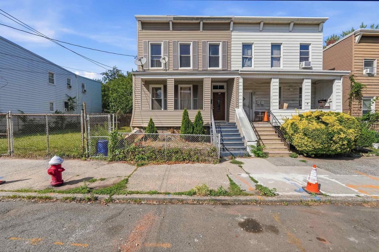 25 W 19th St #2 - Photo 2 of 14