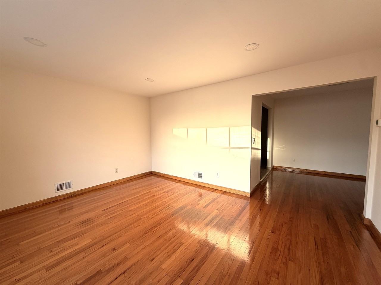 304 Columbia Ave #1 - Photo 2 of 10