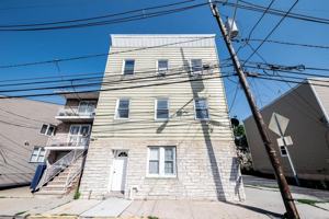 featured image of 5814 Newkirk Ave #2
