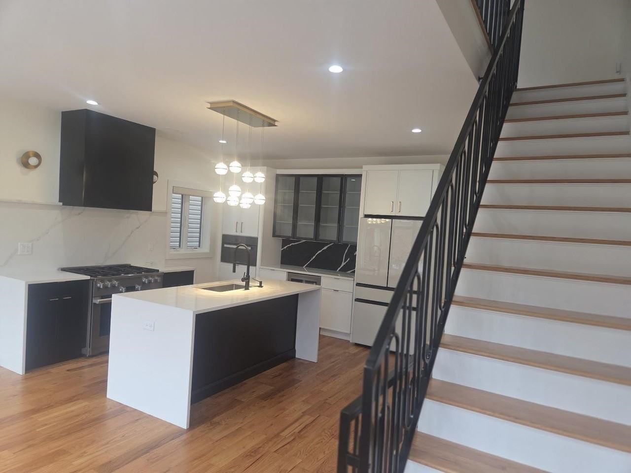 191 Terrace Ave #2 - Photo 6 of 22
