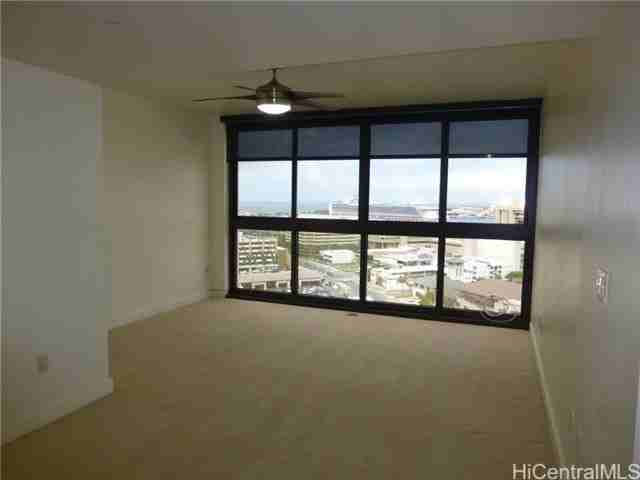 600 Queen St #1603 - Photo 3 of 23