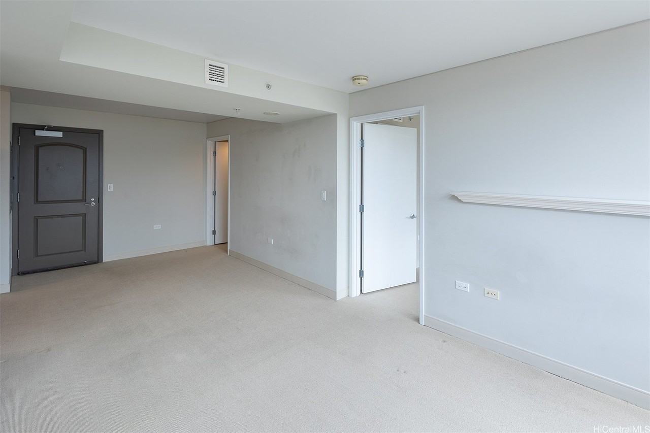 1009 Kapiolani Blvd #4101 - Photo 6 of 23