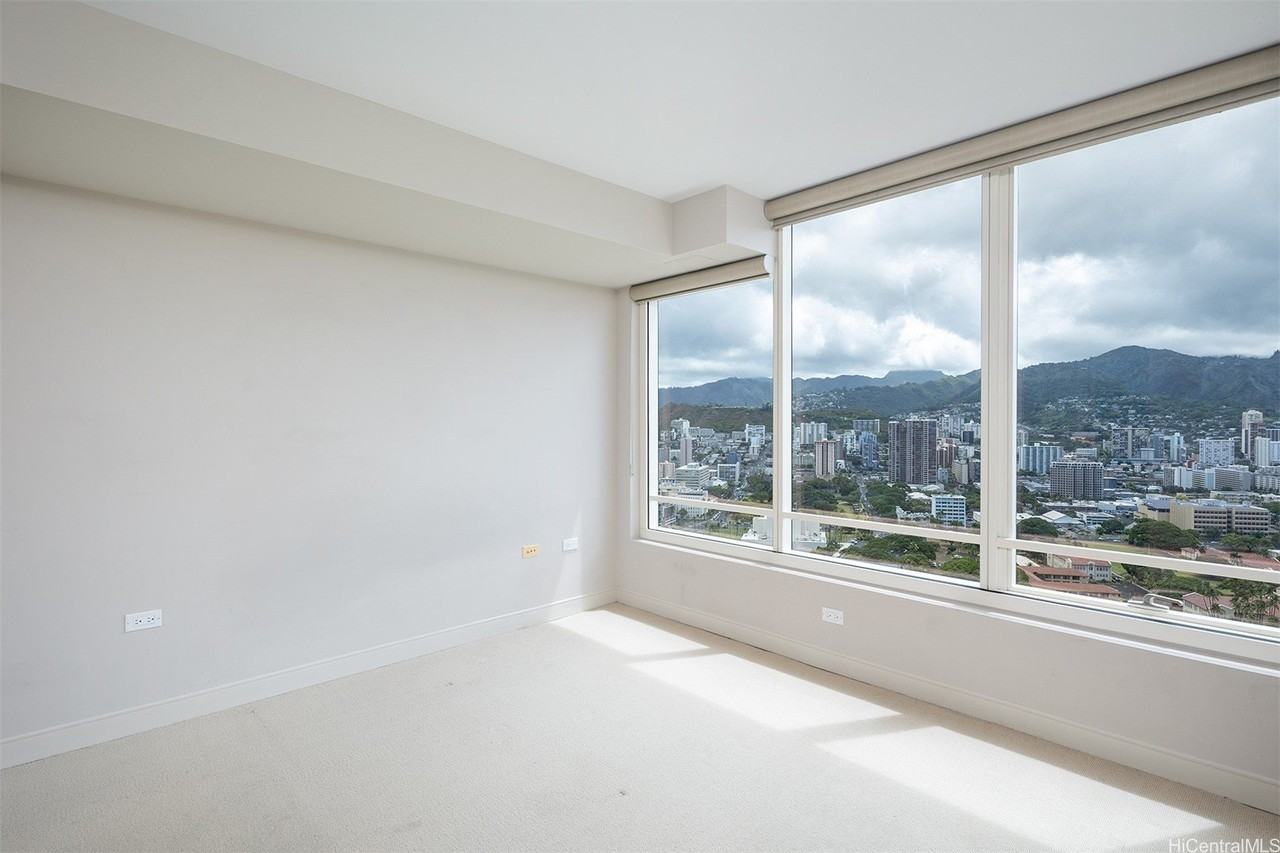 1009 Kapiolani Blvd #4101 - Photo 7 of 23