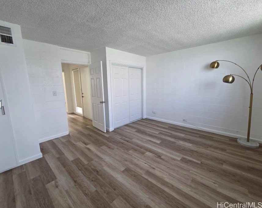 426 Namahana St #501 - Photo 3 of 7